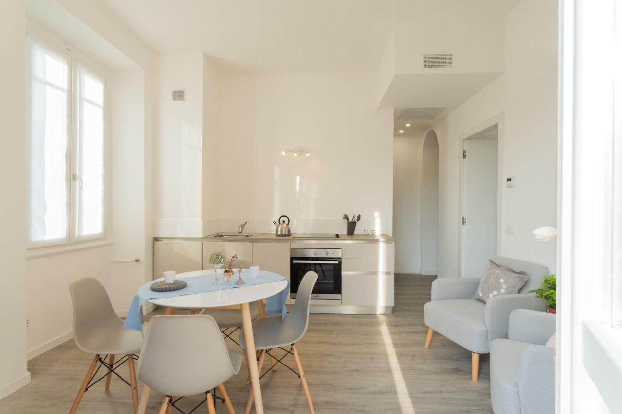The Little Prince Apartment By Rent All Комо Екстериор снимка